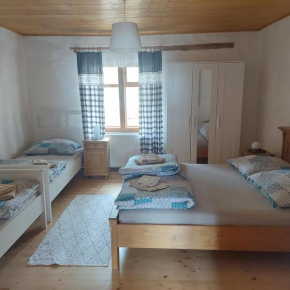 Apartmány U Tří Sluncí Hroubovice